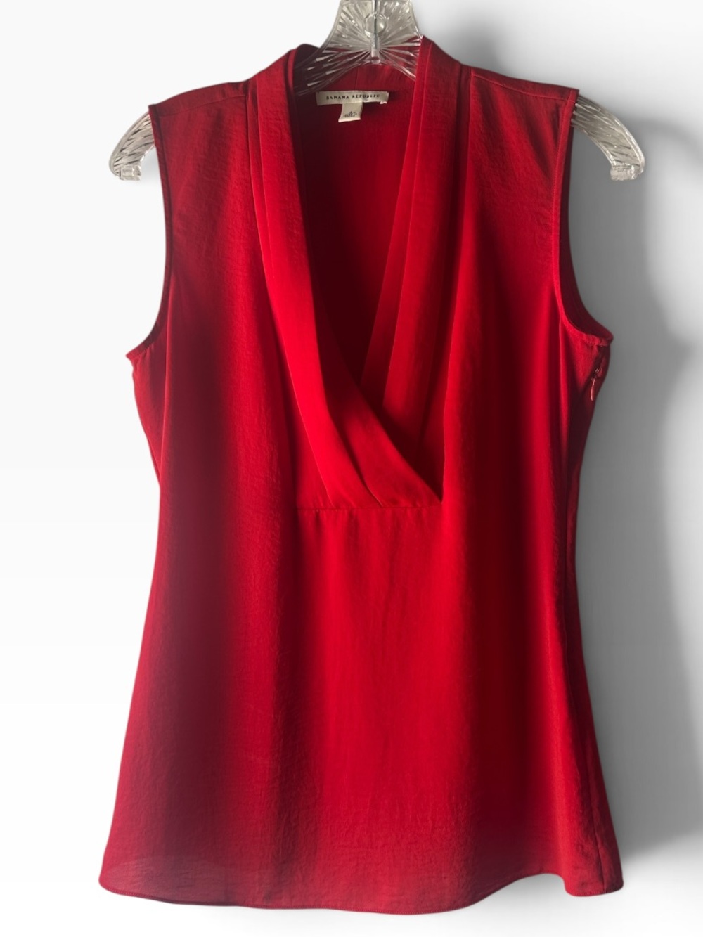 Banana Republic Women’s Elegant Red Sleeveless Surplice V-Neck Fitted Dress Top
